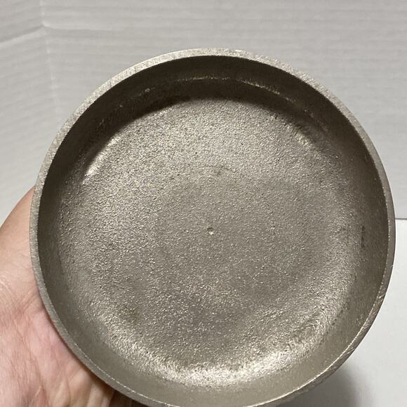 4lb Embossed Gray Candle with Attached Silvertone Base - Picture 11 of 13